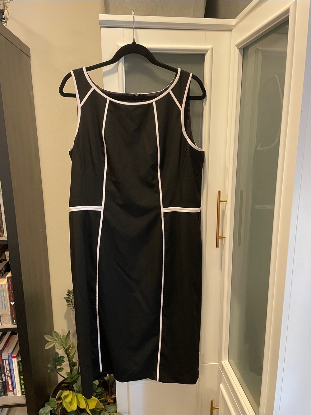 Black Sleeveless Midi Dress with White Contrast Piping